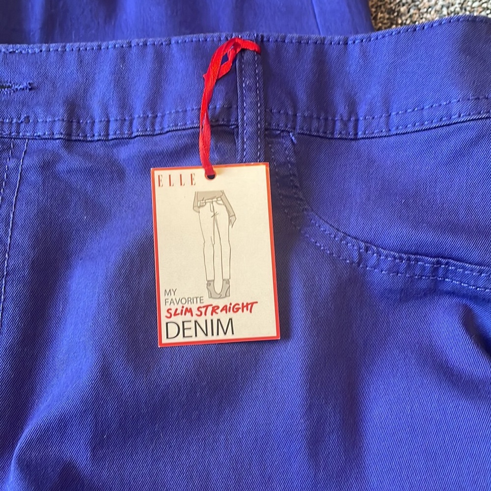 NWT! Beautiful Floral Embroidered Indigo Pants, women size 20W - Picture 7 of 11